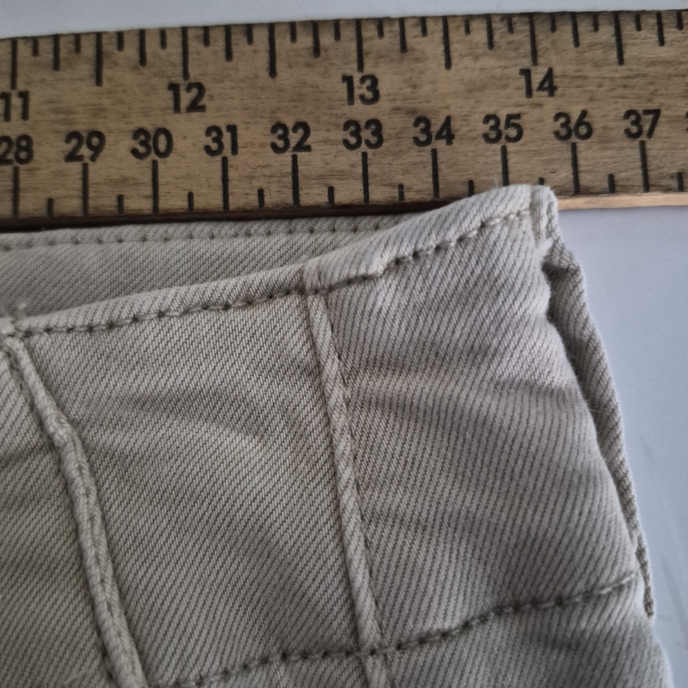 PAIGE Wide Leg High-Rise Jeans in Light Beige - Picture 13 of 16
